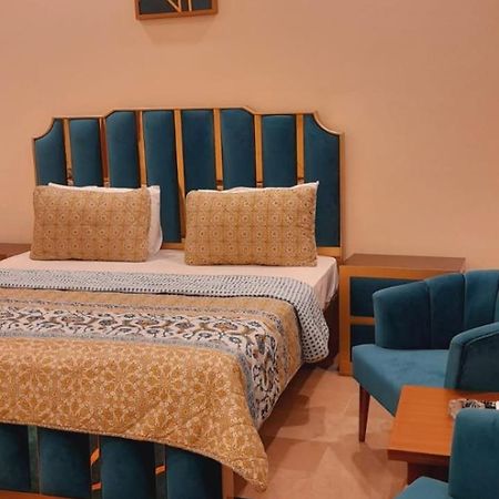 Hotel Clifton Inn Karachi Ngoại thất bức ảnh