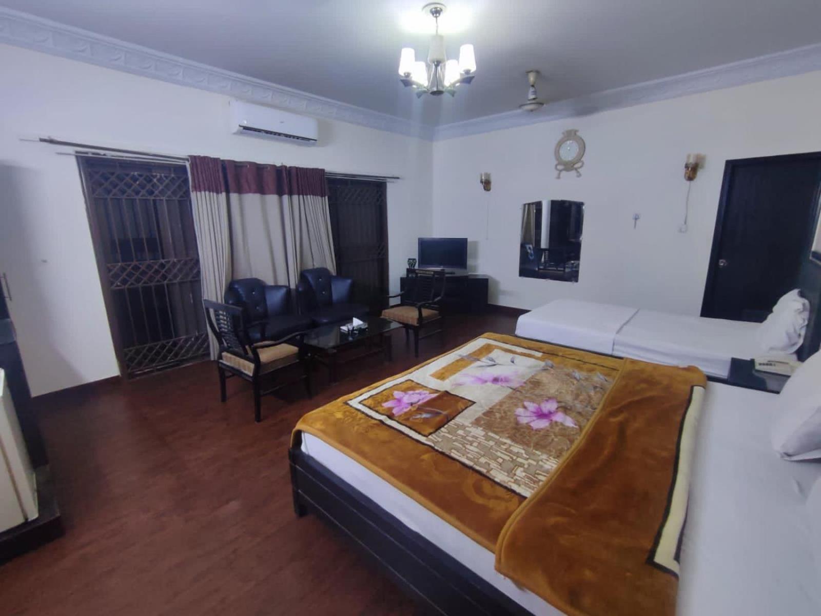 Hotel Clifton Inn Karachi Ngoại thất bức ảnh